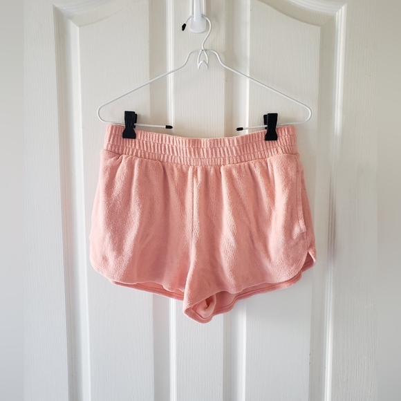 NWOT Peach colored PINK VS shorts - Picture 4 of 4